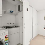 Stylish 1-Bed In The Heart Of Sydney\'S Inner West