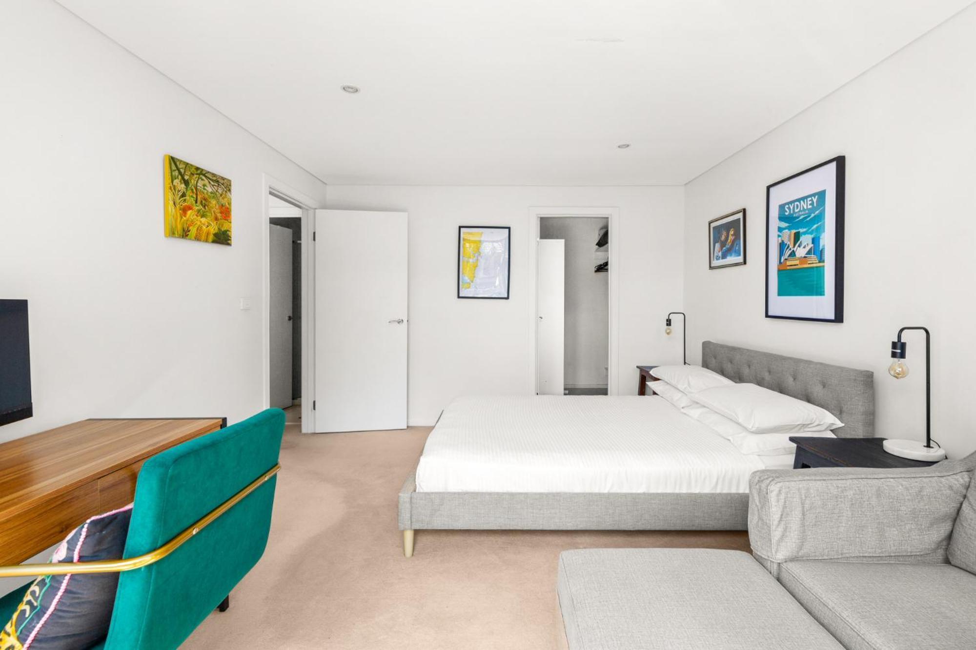 Stylish 1-bed In The Heart Of Sydney's Inner West
